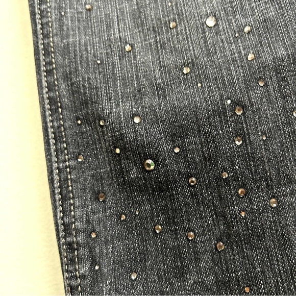 White House Black Market Charcoal Black Rhinestone Crop Denim Jeans, Size 6 - Picture 9 of 15